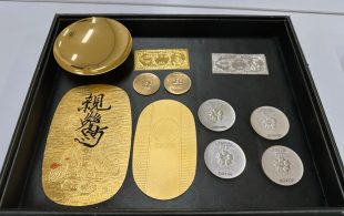 親鸞聖人 御誕生八百年 大判、沖縄海洋博 小判、EXPO70 メダル×2、一万円風純金、純白金、純金金杯
